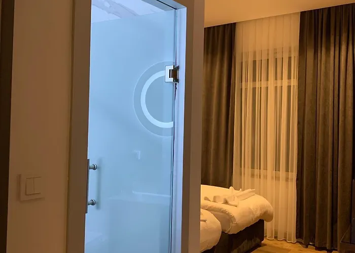 מלון Ferah Inegol