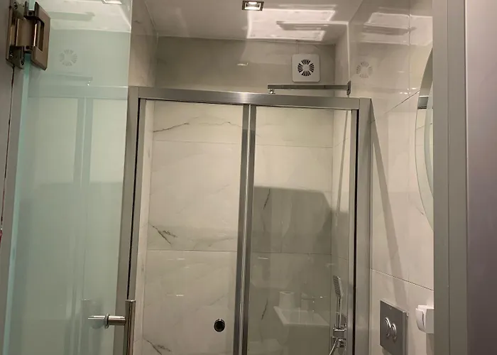 Ferah מלון Inegol